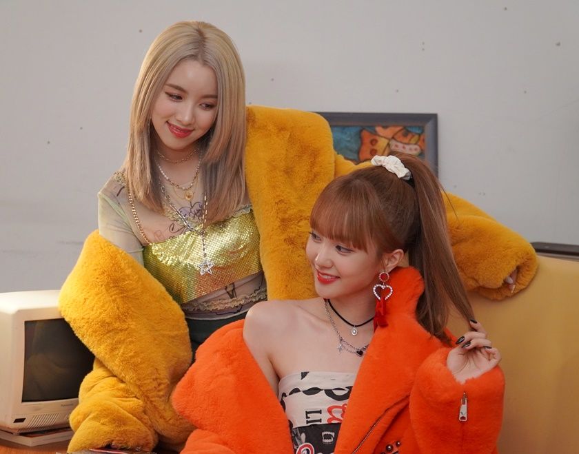 롤러코스터 탑승 완료! woo!ah! (우아!)의 4번째 싱글 앨범 [Pit-a-Pat] 자켓 촬영 현장 - 지니
